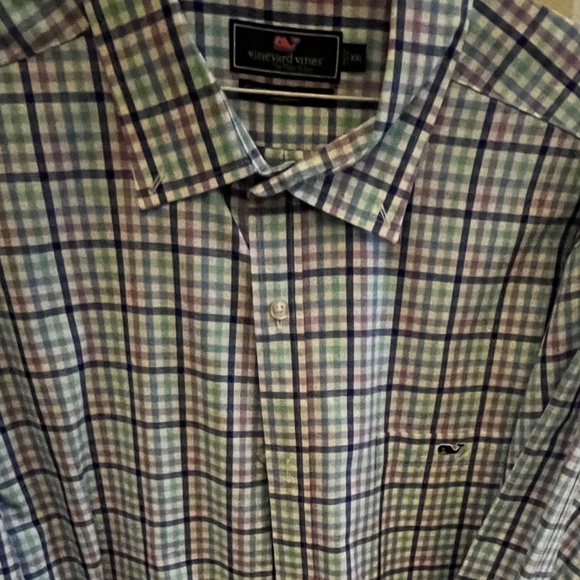 Vineyard Vines - Picture 2 of 2